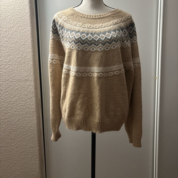 Weatherproof Tan and Gray Patterned Sweater - Picture 2 of 4